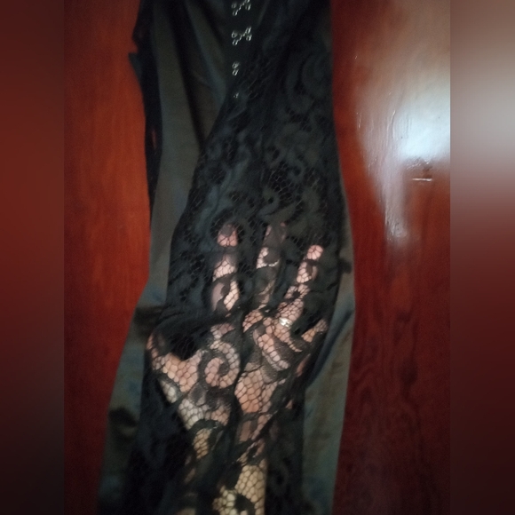 🌞NWOT Pretty Little Thing Size 6 SEXY MINI DRESS!! 😍🥰 - Picture 4 of 13